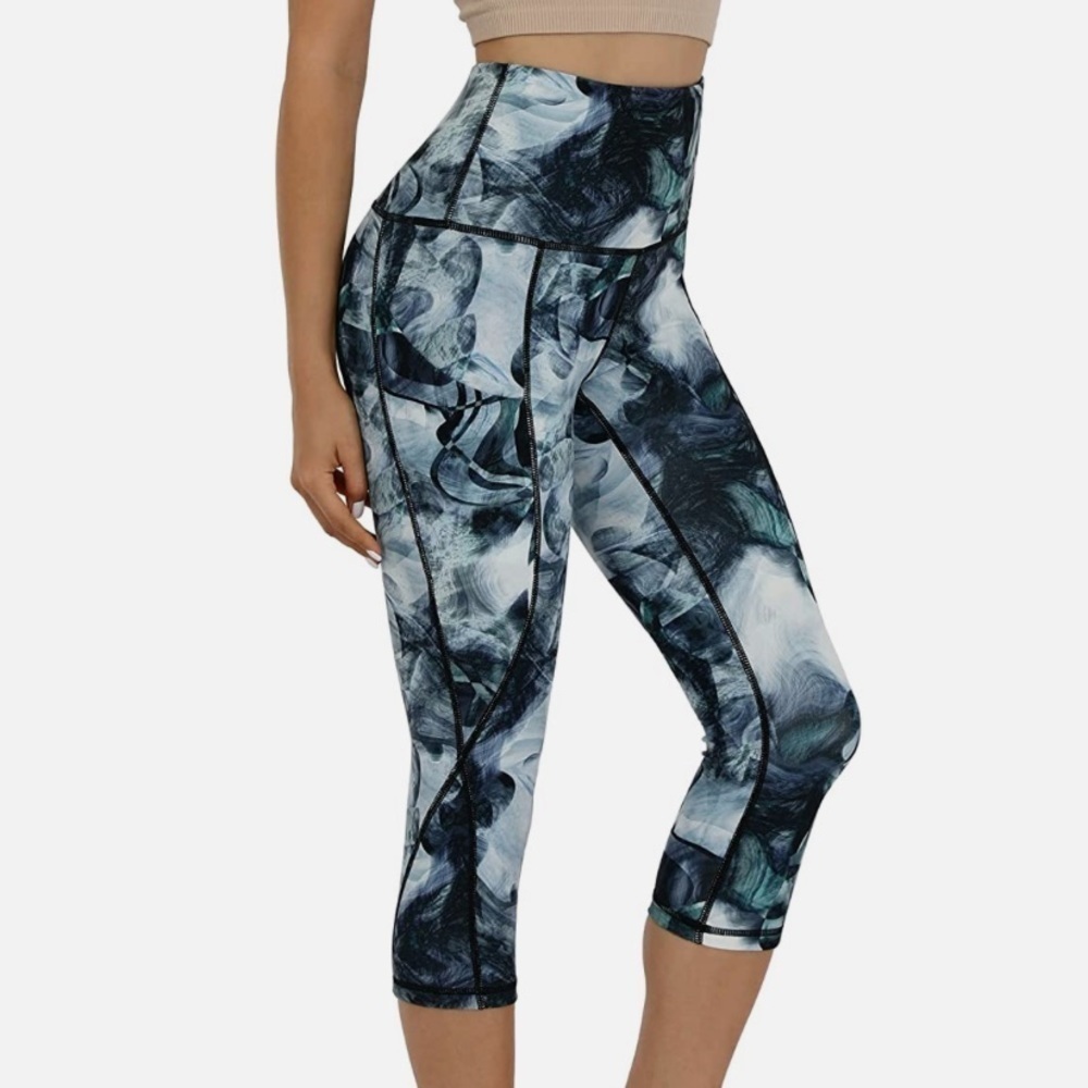 ! DODOS Women's High Waisted Yoga Capris with Pockets, Tummy Control